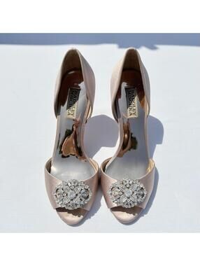 Badgley Mischka Blush Pink Satin Sparkly Jeweled Open Toe Heels Women’s 7.5